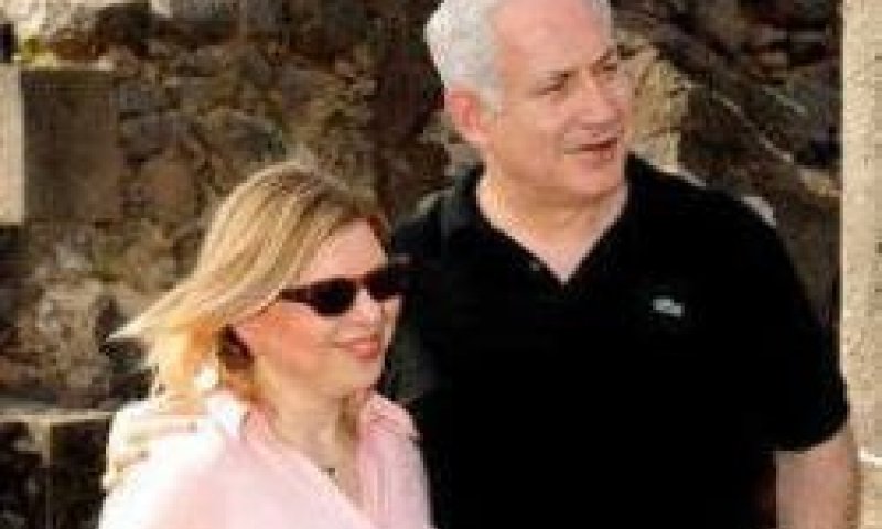 הזוג נתניהו. מנועים מלהגיב [צילום: אבי אוחיון/לע"מ]