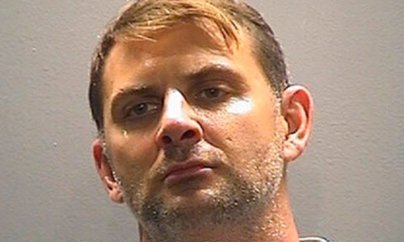 פיטר רפאל דז'יבינסקי דִֶ?ינס [צילום: Alexandria Sheriff's Office via AP]