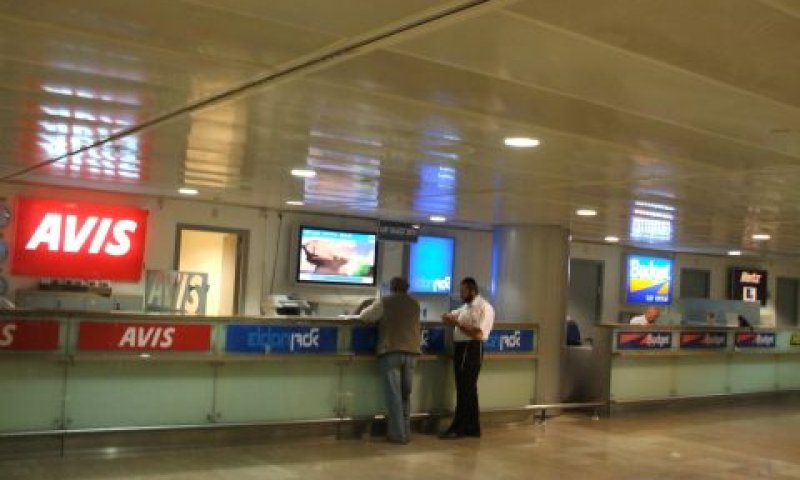 דוכני השכרת רכב בנתב"ג. במכרז בלבד