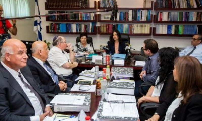 מתכנסים בעוד חודש וחצי [צילום: יונתן זינדל, פלאש 90]