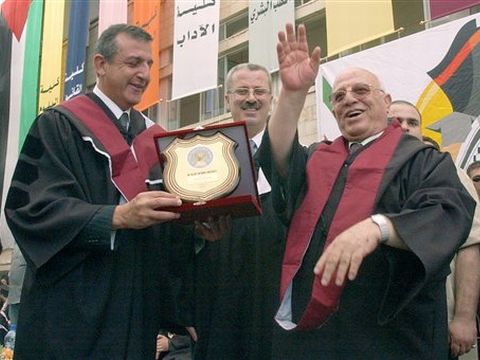 אבו עלא באוניברסיטת אל-נגאח בשכם [AP]
