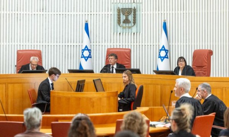 שטייניץ, עמית, גרוסקופף. הכנסת קיבלה החלטה מצערת [צילום: חיים גולדברג/פלאש 90]
