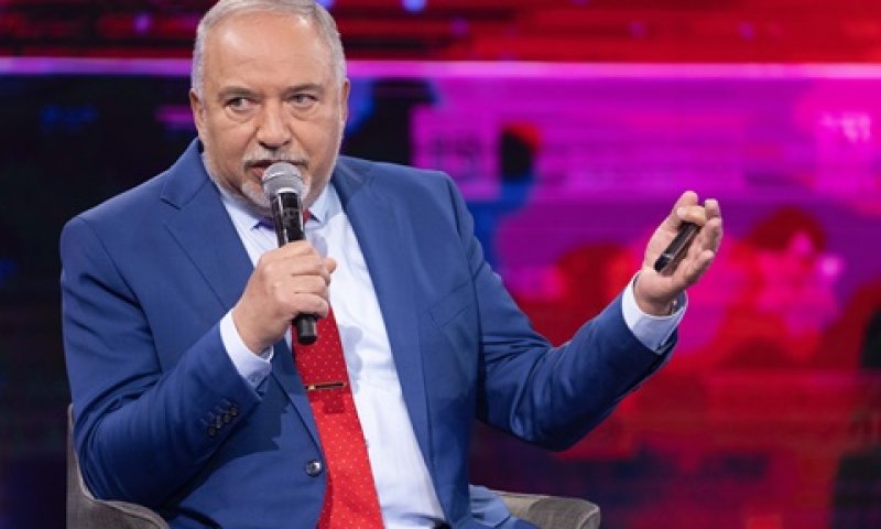 ליברמן. כהונת רה"מ תוגבל [צילום: יונתן זינדל, פלאש 90]