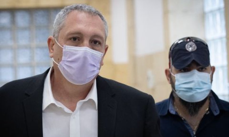 חפץ. "ידיעה שקרית בכותרת הראשית"[צילום: יונתן זינדל, פלאש 90]