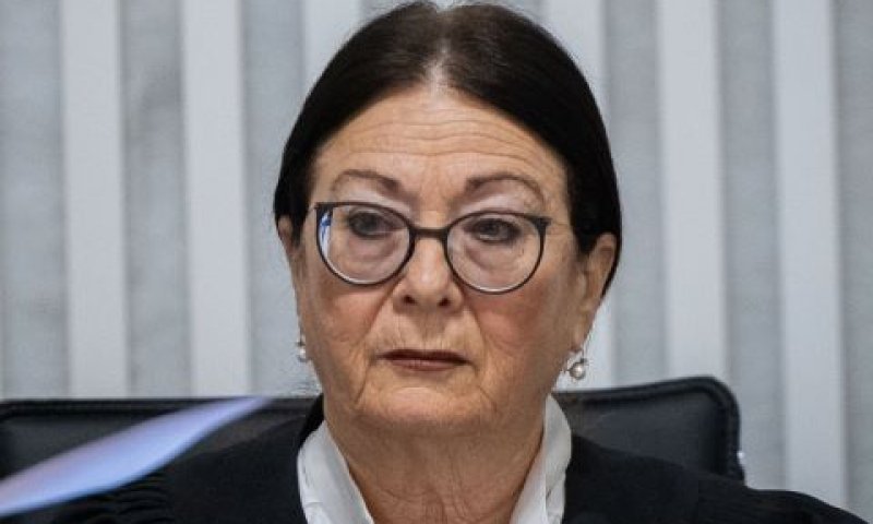 אסתר חיות. "מאהבת הספרים" [צילום: יונתן זינדל/פלאש 90]