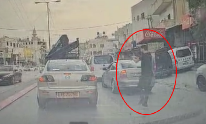 רגע פיגוע הירי תועד במצלמת רכב [צילום: שימוש לפי סעיף 27א]