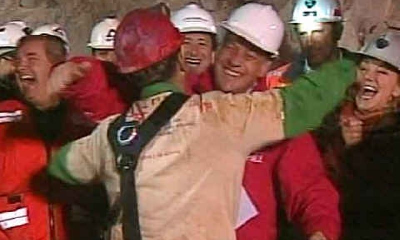 חילוץ הכורים הצ'יליאנים [צילום: AP]