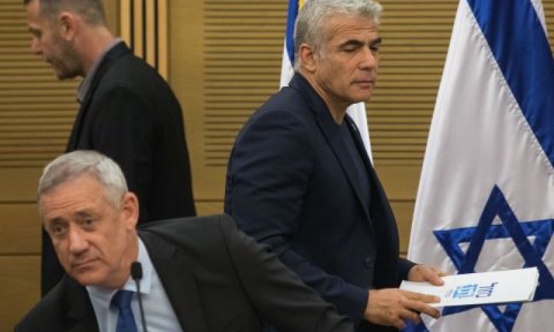 יחד למרות המחלוקות [צילום: יונתן זינדל/פלאש 90]
