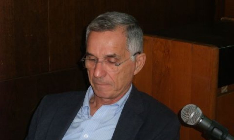 סרנה. צ'רני טען שדכנר מוציא ממנו כספים