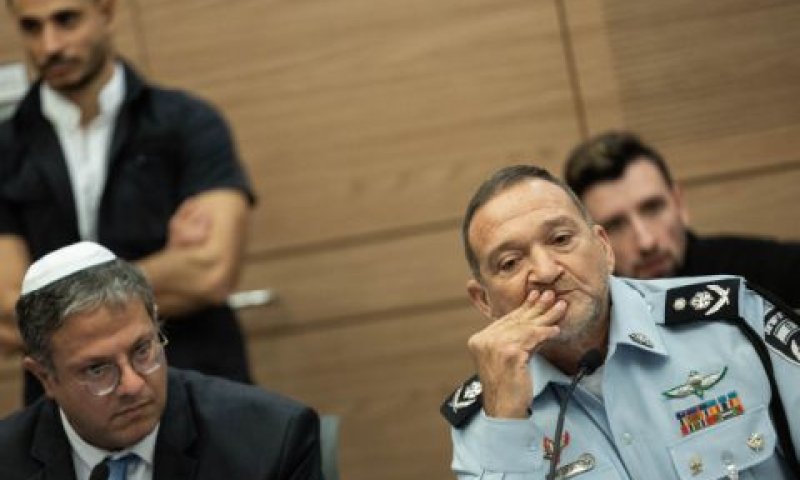 קובי שבתאי ואיתמר בן-גביר בוועדה [צילום: יונתן זינדל/פלאש 90]