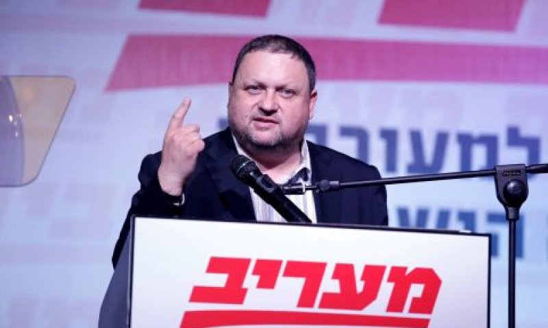 שלמה בן צבי. התחייב לא לפטר יותר מ-10% [צילום: אדי ישראל]