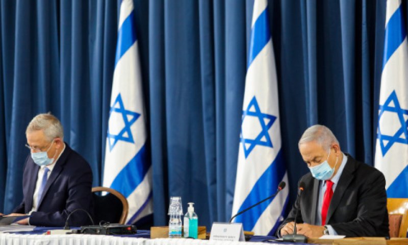 נתניהו וגנץ. חוסר הסכמה ברוב הנושאים [צילום: מרק ישראל סלם]