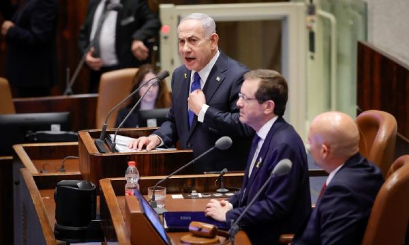 "מתוך תחושת אחריות לאומית" [צילום: נועם מושקוביץ/דוברות הכנסת]
