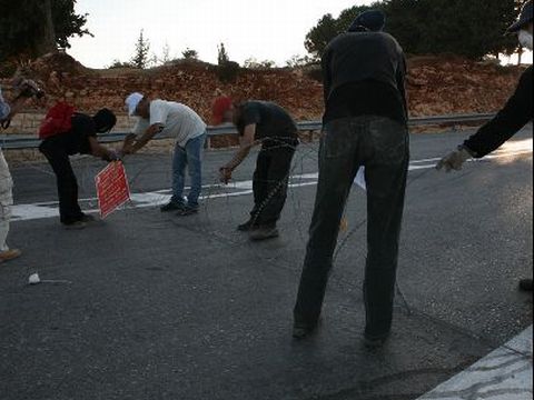 חסימת הכביש לכרמי צור