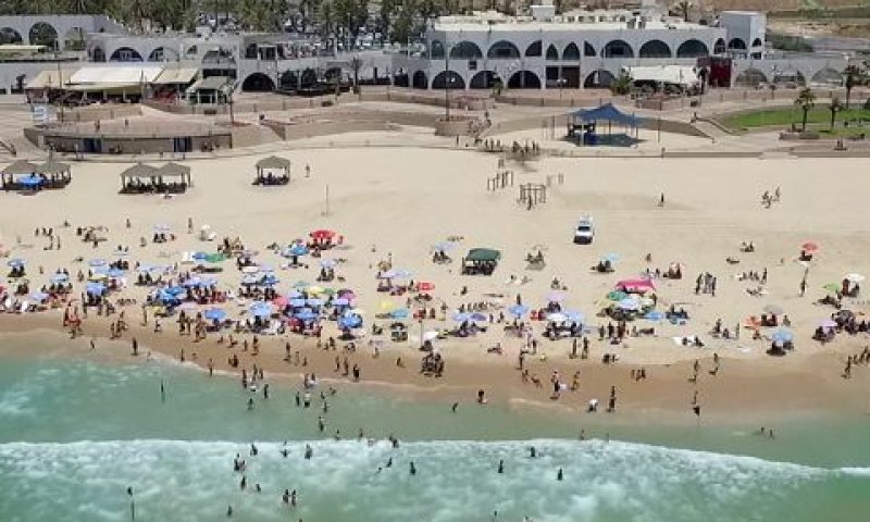 מחלוקת בחוף הקשתות [צילום: עיריית אשדוד]