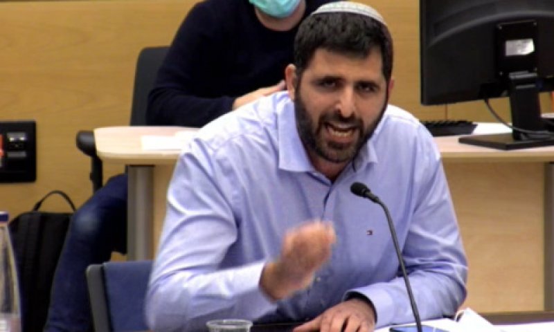 ח"כ קרעי. עימות פומבי עם יו"ר הקואליציה [צילום: מן הטלוויזיה]