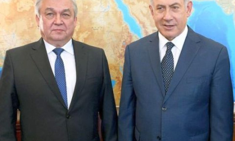 המתווך. השליח המיוחד, אלכסנדר לברנטייב [צילום: עמוס בן גרשום/לע"ם]