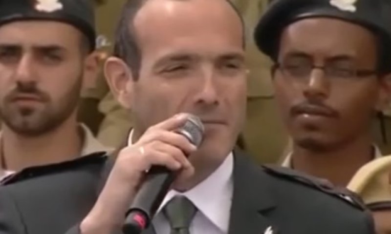 אברמסון. יוכל להשתכר מן הצד