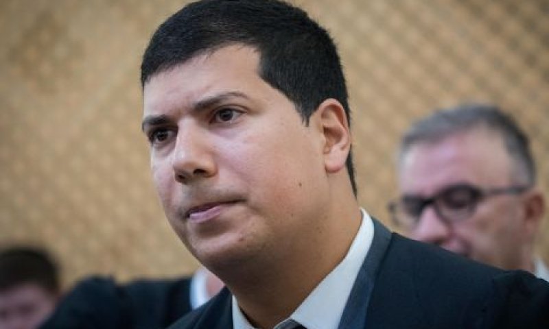 חדד. לא העז להגיש תצהיר [צילום: יונתן זינדל, פלאש 90]