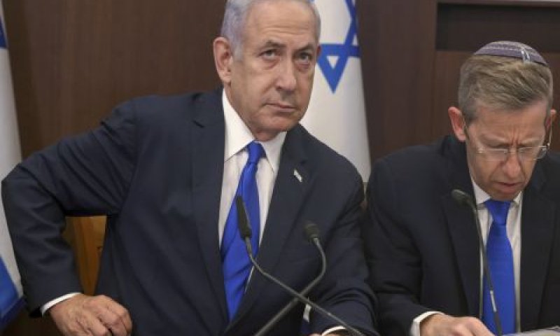 פוקס ונתניהו. במעמד צד אחד [צילום: מנחם כהנא, פול]