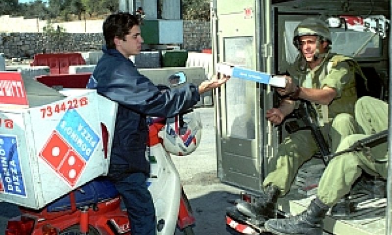 העיקר שהאוכל יהיה חם [צילום: פלאש 90]