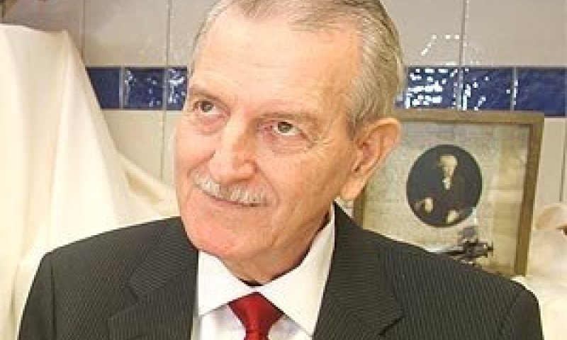 עו"ד יגאל ארנון