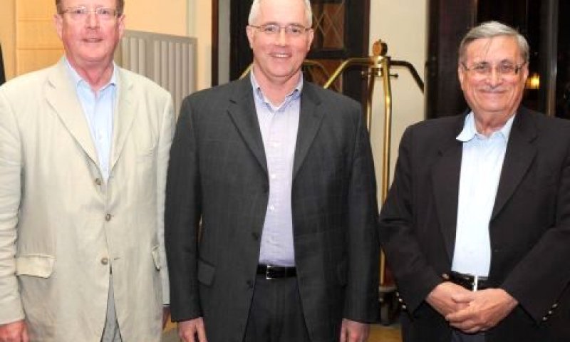 שלושה מחברי הוועדה. על טהרת הגבריות [צילום: לע"מ]