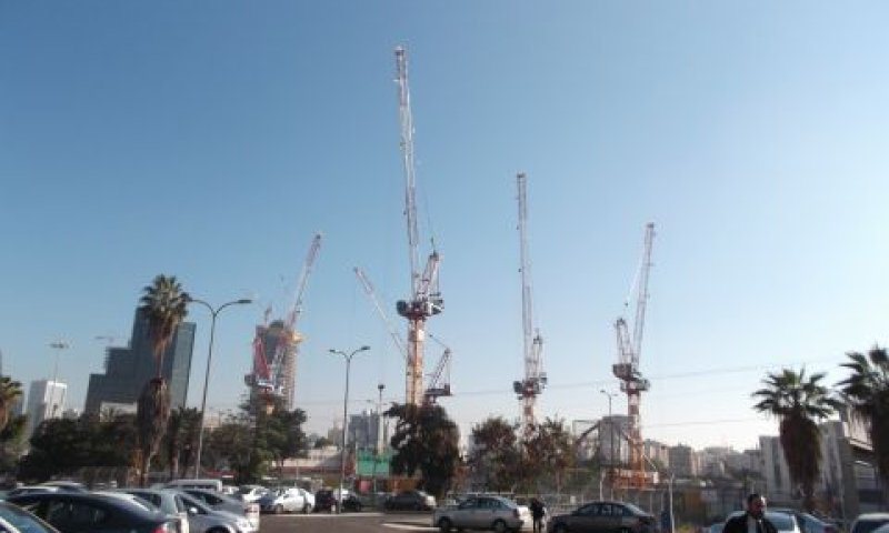 עלייה במס' העסקות [צילום: איתמר לוין]
