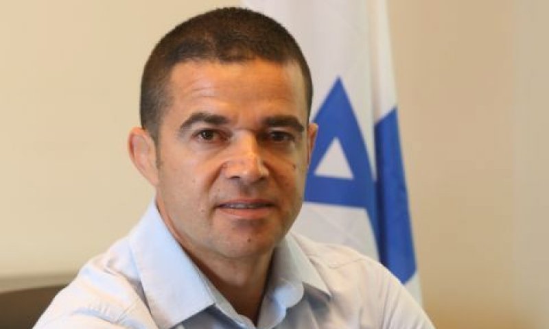יו"ר הוועדה, עמית לנג [צילום: יוסי זמיר]