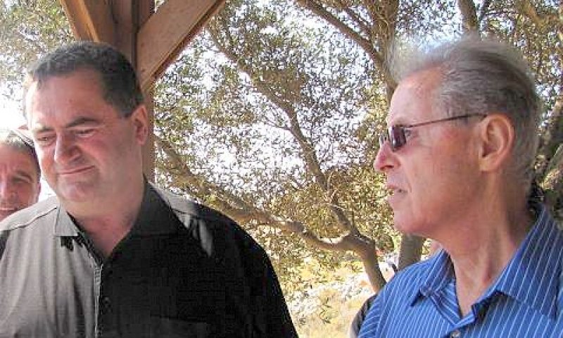 גנות וכ"ץ. מישהו מפקח? [צילום: יח"צ]