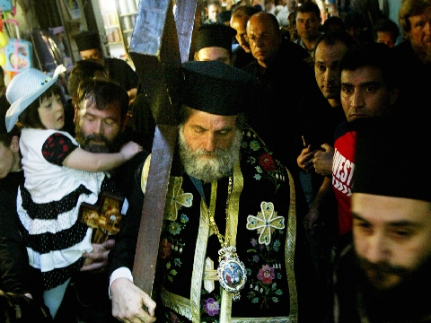 אירינאוס נעדר מטקסי יום שישי הטוב [AP]