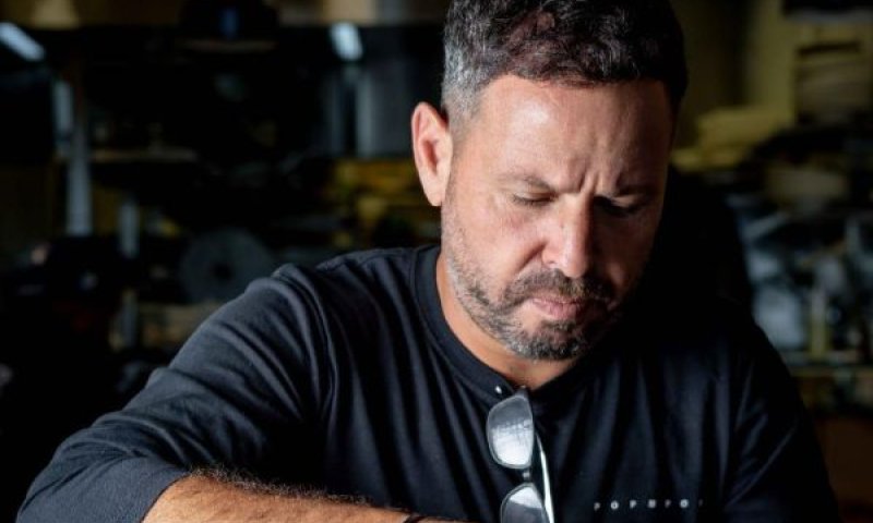 השף שחר שבתאי. אחראי על שדרוג המערך הקולינרי [צילום: אסף קרלה]