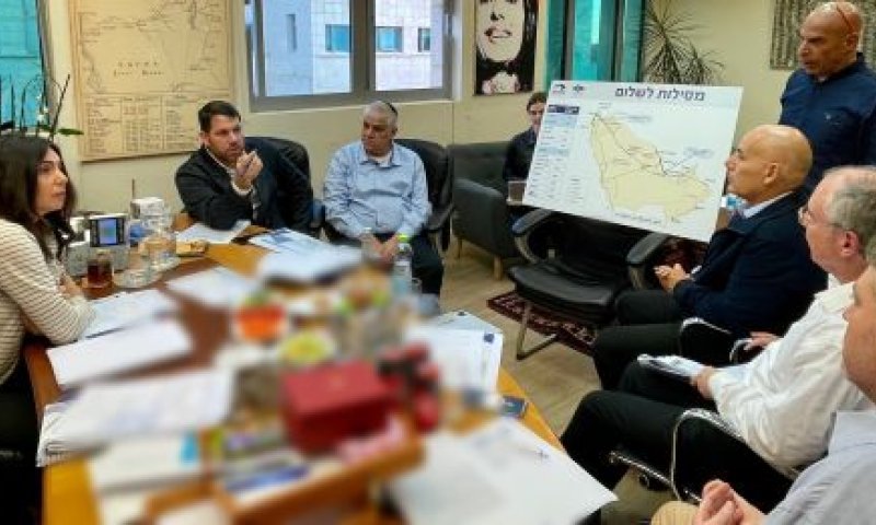 [צילום: תקשורת השרה]