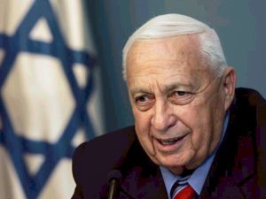 שרון. "העביר מליונים בלא אישור הכנסת"