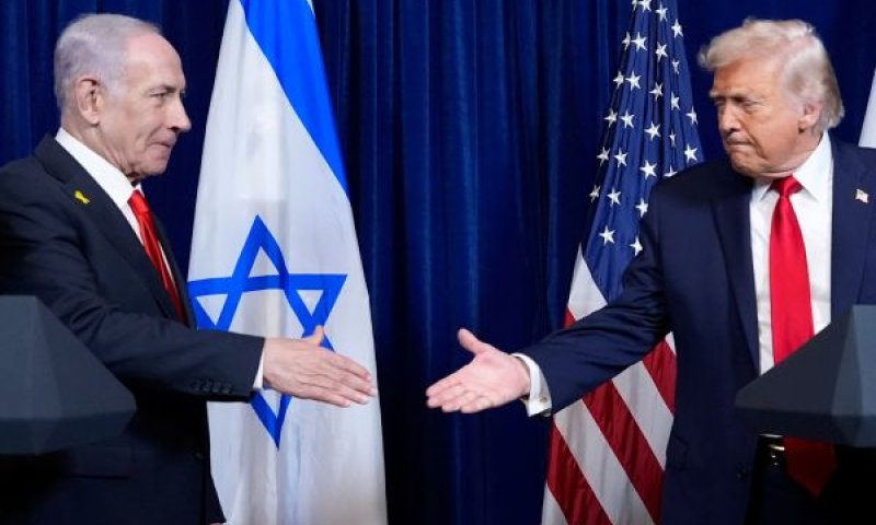 טראמפ, נתניהו. מחויבות להסרת איום הגרעין [צילום: אלכס ברנדון/AP]