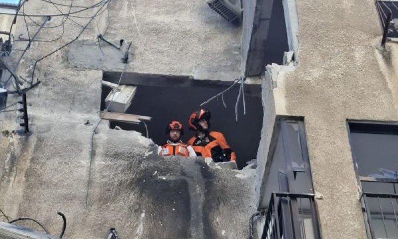 זירת הפגיעה בבני ברק [צילום: דוברות איחוד הצלה]
