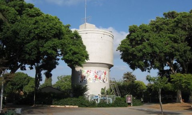 שפיים. ניסו לסגור בתוך הבית