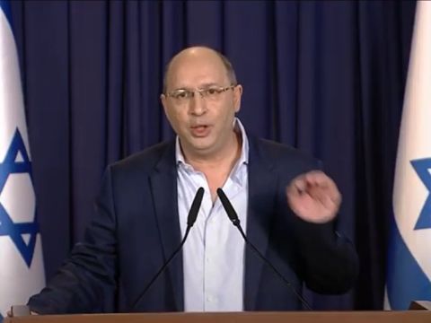אבי ניסנקורן [צילום: מן הטלוויזיה]