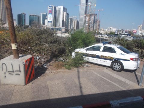 מרשים לעצמם