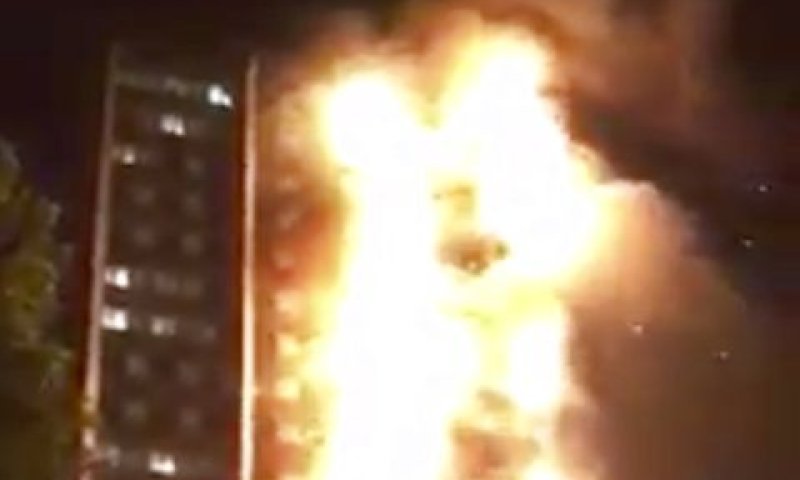 המגדל הבוער [צילום: מישה סאג/AP]