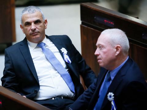 גלנט וכחלון. מתח מאמיר [צילום: מרים אלסטר/פלאש 90]