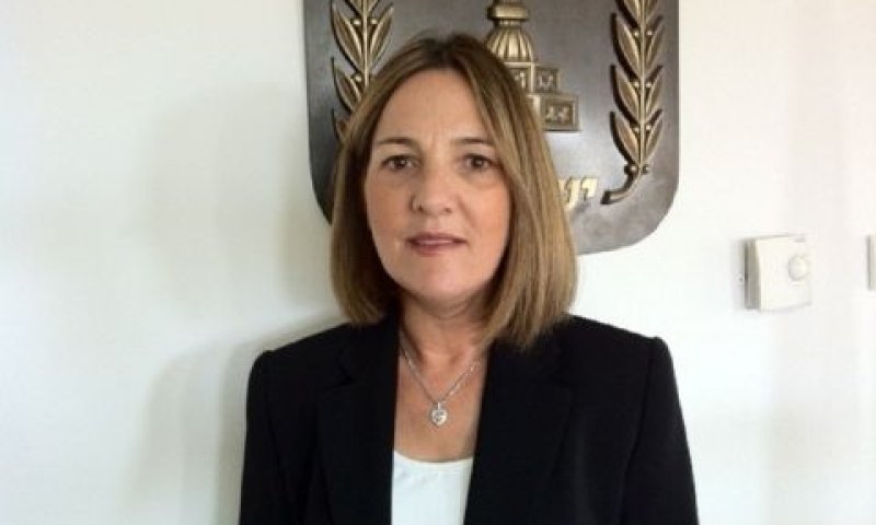לקסר. "עבודה היא לא מצרך"