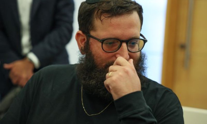 אוריך. לא נתן הסבר להחלפת הטלפון [צילום: יונתן זינדל/פלאש 90]