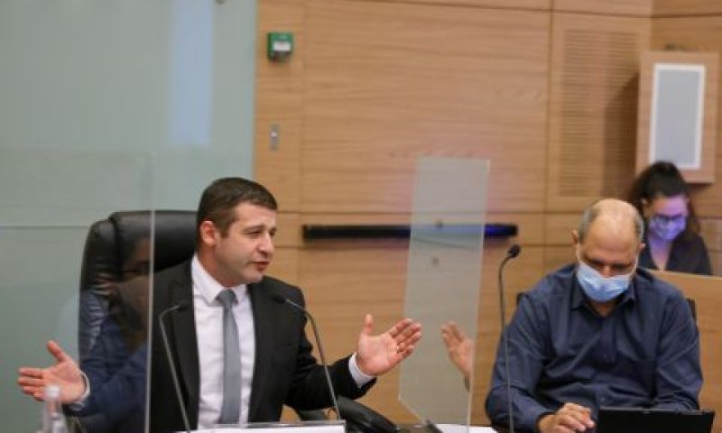 קושניר בדיון על פטור ממס לזוכי תחרויות [צילום: נעם ריבקין פנטון/פלאש 90]