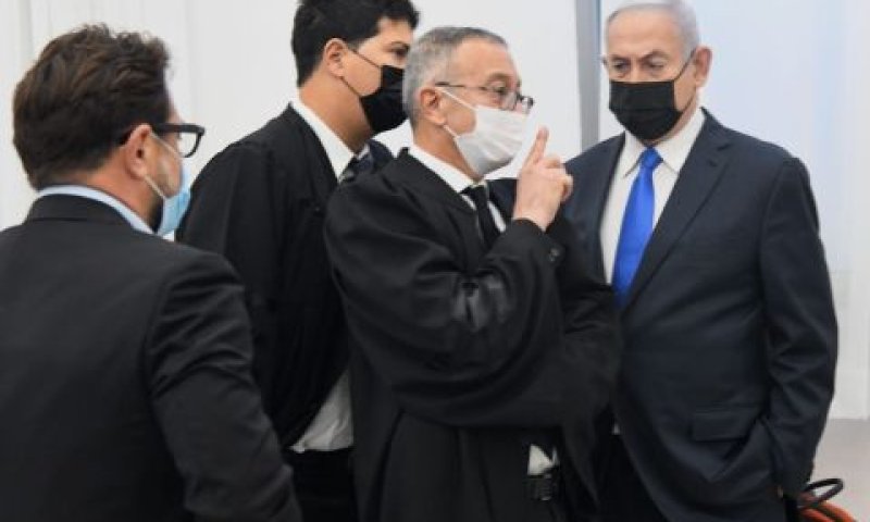 נתניהו, בן-צור וחדד בבית המשפט [צילום: ראובן קסטרו, פלאש 90]