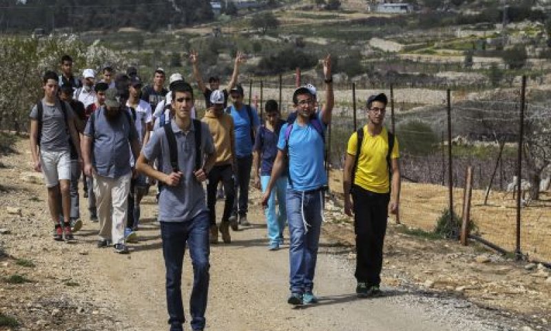 העסקת בני נוער. מקלים על הביורוקרטיה [צילום: גרשון אלינסון, פלאש 90]