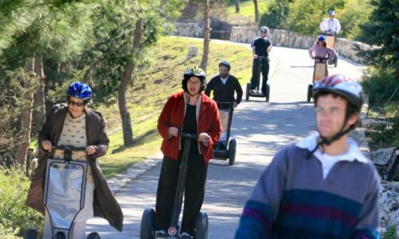 רכינועים בפעולה [צילום: פלאש 90]