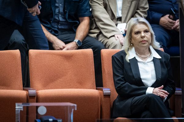 "היא צריכה להיות מתאבק סומו" [צילום: יונתן זינדל, פלאש 90]