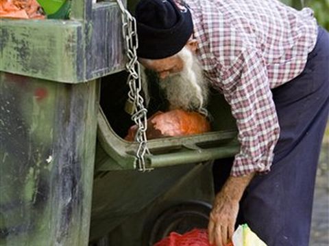 פערים הולכים וגדלים בין עשירים לעניים [צילום: AP]