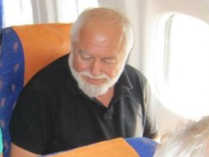 יהושע סובול בטיסת שלום עכשיו [צילום: ליהי הדי]